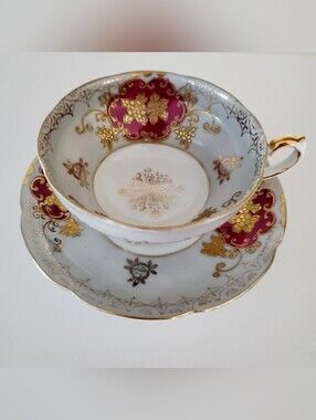 Vtg STAFFORD Hand Painted JAPAN Elegant Gold-Trim Porcelain Teacup & Saucer Set